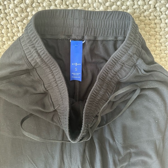 Kit + Ace Joggers - Women’s Size S - Black - Picture 2 of 3